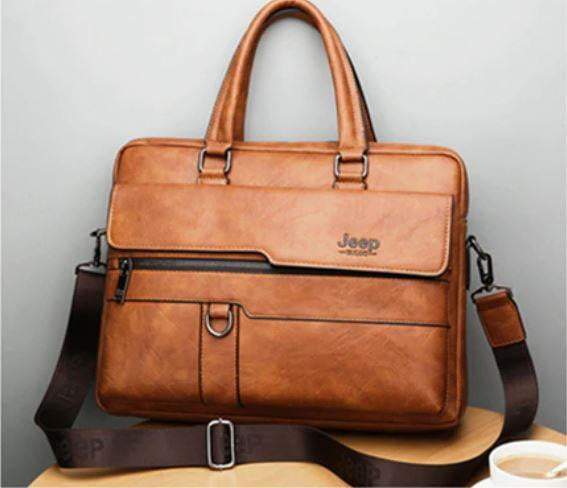 Pose_sac_ordinateur_cuir_homme_business_man_brun_9cdd1fa6-2662-4d8f-ba29-f180ae82fe43_1024x1024@2x